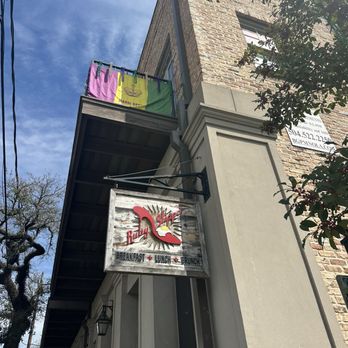 Ruby Slipper Uptown - Outside - Cafes Near Me - New Orleans, Louisiana