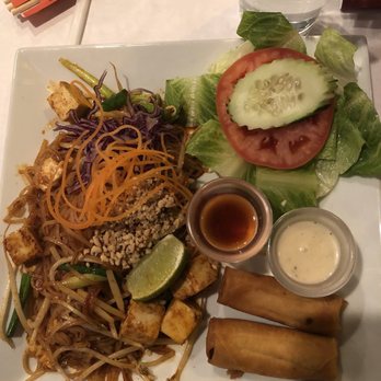 Urban Vegan - So aesthetically pleasing! Delicious. Love the spring rolls and pad Thai. - Vegan Near Me - Chicago, Illinois