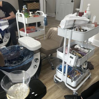 Kings Way Nails - Pedicure station - Nail Salons Near Me - Mount Ephraim, New Jersey