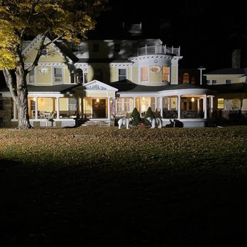 Burn Brae Mansion - Burn Brae Mansion: Available for room rentals - Bed & Breakfast Near Me - Glen Spey, New York