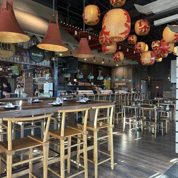 Doraku Sushi Kapolei - HH 5-7pm, lots of seating available - Sushi Bars Near Me - Kapolei, Hawaii Doraku Sushi Kapolei - HH 5-7pm, lots of seating available - Sushi Bars Near Me - Kapolei, Hawaii