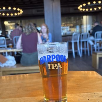 Harpoon Brewery - Harpoon IPA, abv 5.9% - Breweries Near Me - Boston, Massachusetts