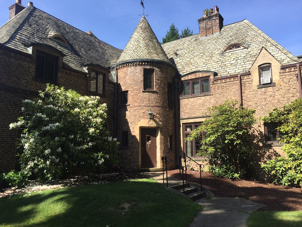 THE OAKS BED & BREAKFAST HOTEL 10 Photos Bed & Breakfast 1103 W