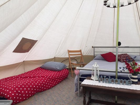 Beavers Retreat Glamping by null