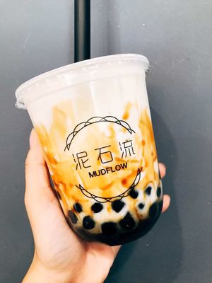Mudflow Bubble Tea by null