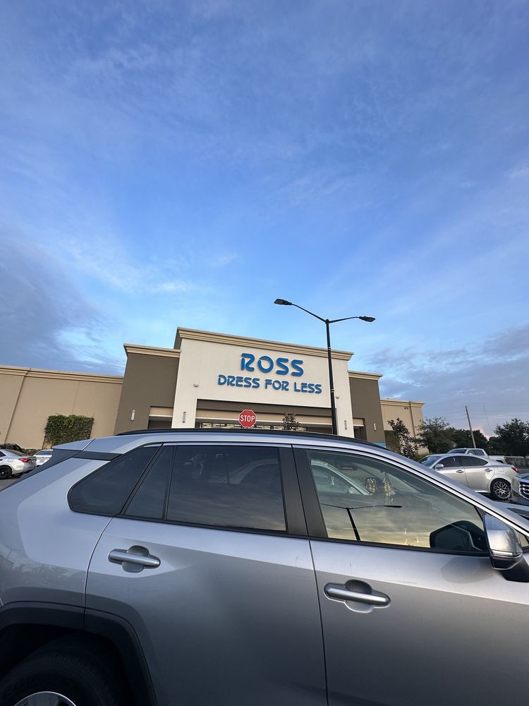 ROSS DRESS FOR LESS Updated October 2024 53 Photos 670 Centerview