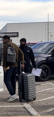 Hertz Car Rental - Dallas Love Field Airport