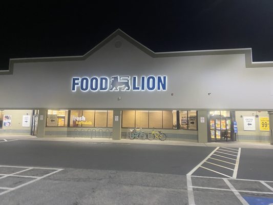 FOOD LION - Updated September 2024 - 17 Photos & 13 Reviews - 1720 N