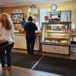 Express Lunch - Order counter with excellent customer service!