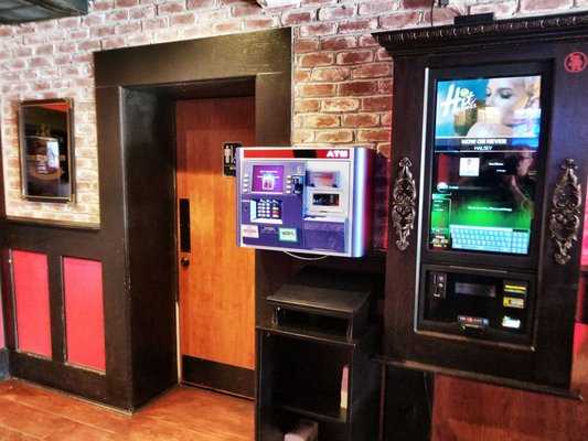 Dark Horse Tavern by null