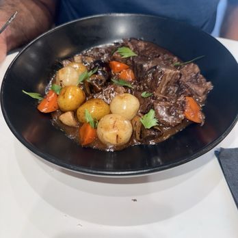 The Vine House - Beef bourguignon - Wine Bars Near Me - Ripon, California