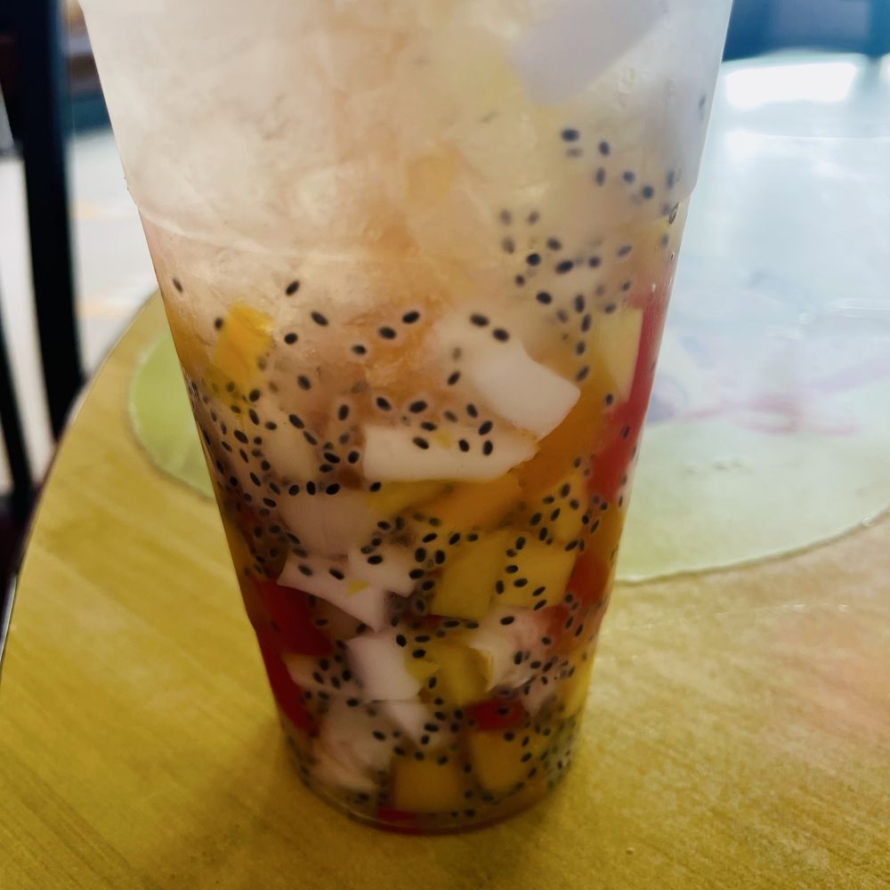 Fruit chia 482. Jello Dessert Drink w/Fruits and Milk