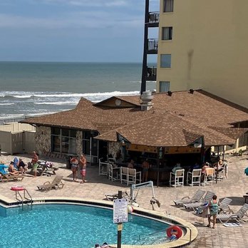 Hawaiian Inn - tiki hut - Hotels Near Me - Daytona Beach, Florida Hawaiian Inn - tiki hut - Hotels Near Me - Daytona Beach, Florida