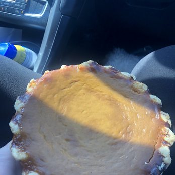 Mom's Apple Pie - Mini pumpkin pie - Bakeries Near Me - Sebastopol, California