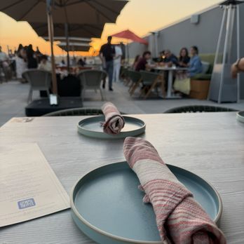Hipico Rooftop Bar - Bars Near Me - Arcadia, California