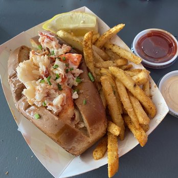 Hook & Anchor - Lobster Roll with Cajun Fries - Seafood Near Me - Costa Mesa, California Hook & Anchor - Lobster Roll with Cajun Fries - Seafood Near Me - Costa Mesa, California