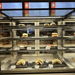 PCH Cafe & Market - Food options