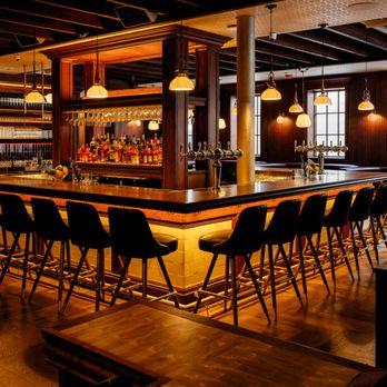 Beaumont's - Large Bar for Walk-ins - American Near Me - Chicago, Illinois Beaumont's - Large Bar for Walk-ins - American Near Me - Chicago, Illinois