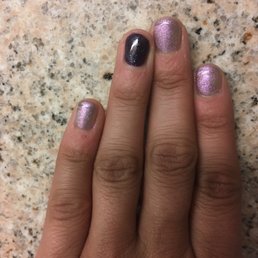 Gel manicure with 2 colors Gel manicure with 2 colors