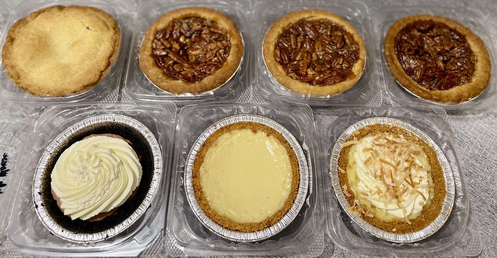 Pie King Cafe Logo