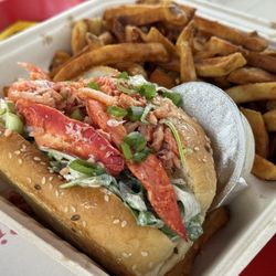 Chez Mag La Fine Cantine - Lobster roll