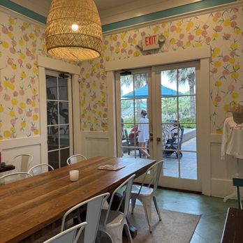 Sugar Bean Coffee and Cream - Inside - Coffee & Tea Near Me - Galveston, Texas Sugar Bean Coffee and Cream - Inside - Coffee & Tea Near Me - Galveston, Texas