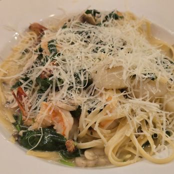 La Ciccia - Oh yeah. Can't forget the parmesan cheese. - Italian Near Me - Honolulu, Hawaii La Ciccia - Oh yeah. Can't forget the parmesan cheese. - Italian Near Me - Honolulu, Hawaii