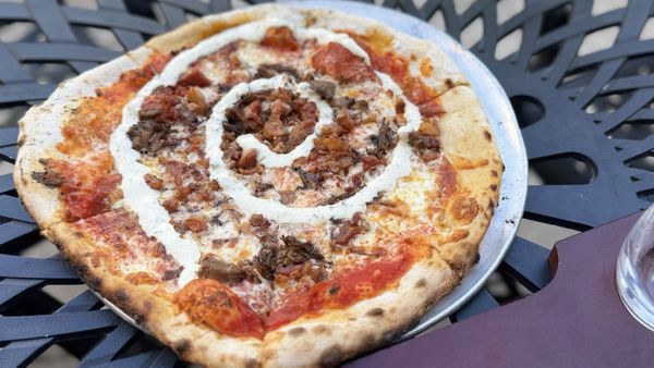 Dodici Pizza + Wine by null
