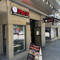 Pho 37 - Exterior