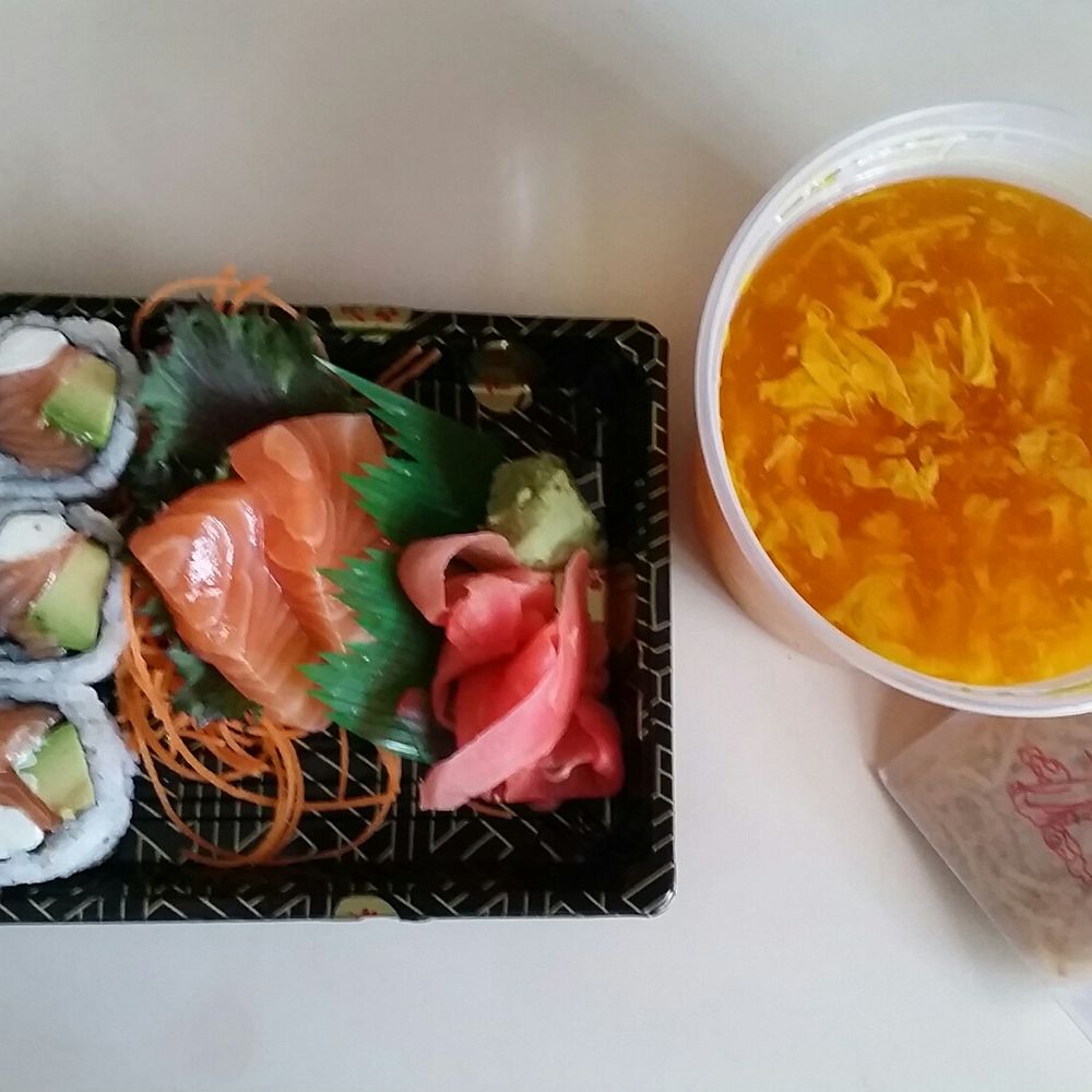 CJ Chan - Philadelphia roll (with regular salmon, not smoked), salmon sashimi, and egg drop soup. Everything was phenomenal! - Japanese Near Me - Dayton, Ohio CJ Chan - Philadelphia roll (with regular salmon, not smoked), salmon sashimi, and egg drop soup. Everything was phenomenal! - Japanese Near Me - Dayton, Ohio