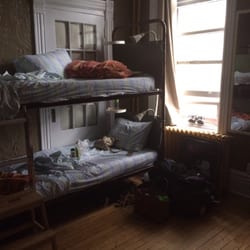 Le Gîte du Plateau Mont-Royal - 6 women's dorm