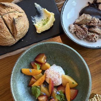 Bear at Stanly Ranch - sourdough, stone fruit, maitake - New American Near Me - Napa, California
