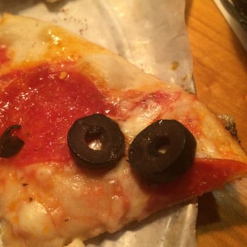 Otto Pint - Gross 11 bucks I've had better frozen pizza - Pizza Near Me - Fort Collins, Colorado