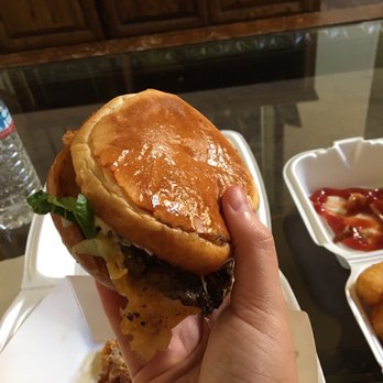 Meltdown Bistro - Angus Slider - Food Trucks Near Me - Clovis, California Meltdown Bistro - Angus Slider - Food Trucks Near Me - Clovis, California