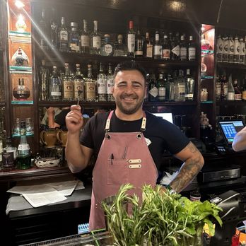 Sumak Restaurant - Bar - Turkish Near Me - Miami Beach, Florida
