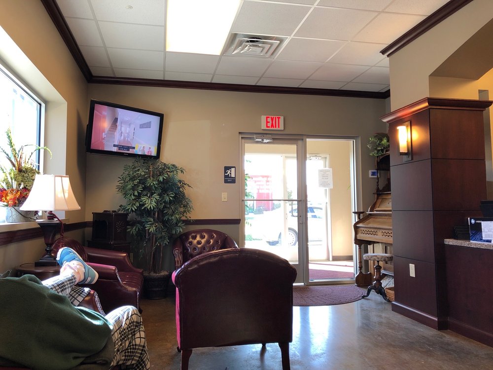 MCSHANE FOOT & ANKLE CLINIC 1834 S Stewart Ave, Springfield, Missouri