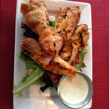 Epic SmokeHouse - Kahlua Pig Rolls... - Steakhouses Near Me - Arlington, Virginia