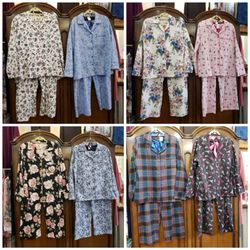 Victoria Classic Lingerie - Kayanna Flannel PJ sets.
A variety of prints in Small to Extra Large.
