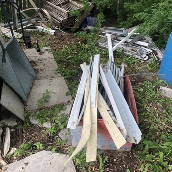 DumpRun Bins - Dumpster Rental Near Me - Winnipeg, Manitoba