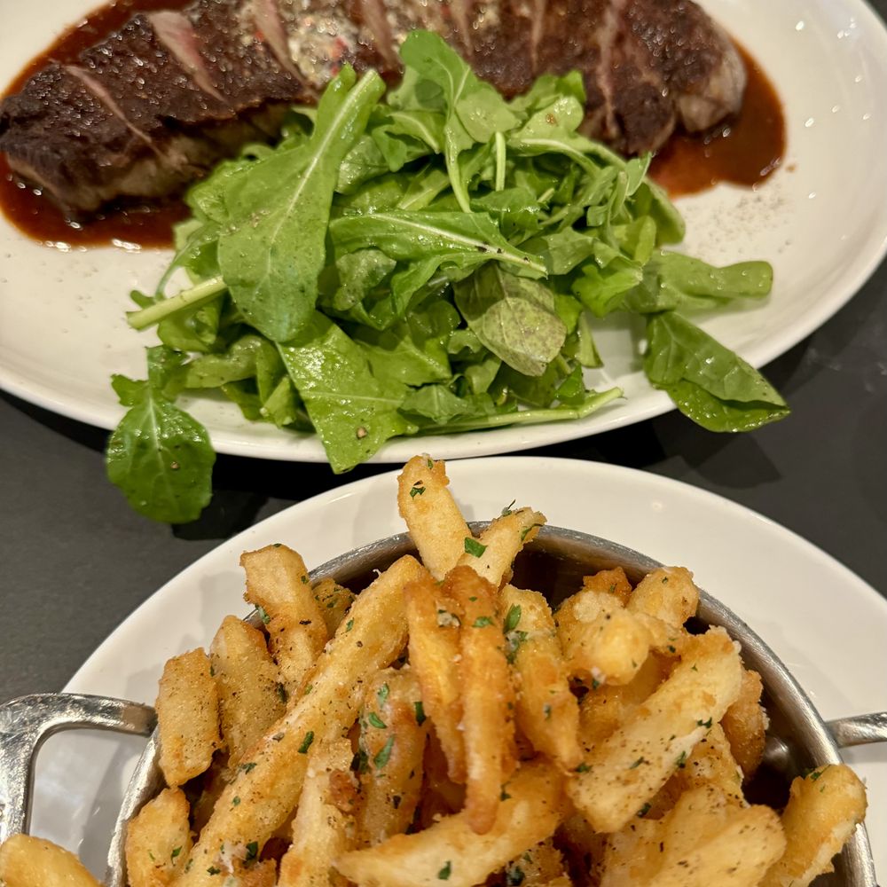 Fanny's - Steak frites. Yum. - Cocktail Bars Near Me - Los Angeles, California
