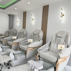Melina Nail Spa - Pedicure chair