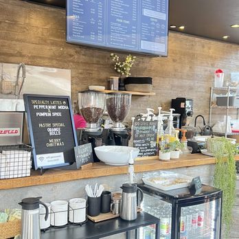 Canyon Coffee - Coffee & Tea Near Me - Springdale, Utah