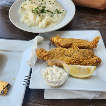 Georgia's Restaurant - Soul Food Near Me - Irvine, California