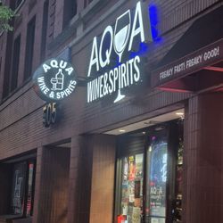 Aqua Wine & Spirits