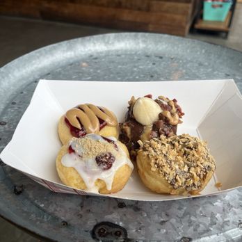 Simply Done Donuts - Donuts - Food Trucks Near Me - Dunwoody, Georgia Simply Done Donuts - Donuts - Food Trucks Near Me - Dunwoody, Georgia