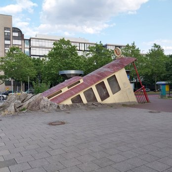 Bockenheimer Warte U-Bahnhof - Entrance - Metro Stations Near Me - Frankfurt, HE