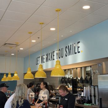 Eggs Up Grill - inside - Breakfast & Brunch Near Me - Dallas, Georgia