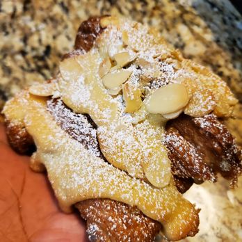 Sucre Table - Almond croissant - Bakeries Near Me - Tampa, Florida Sucre Table - Almond croissant - Bakeries Near Me - Tampa, Florida