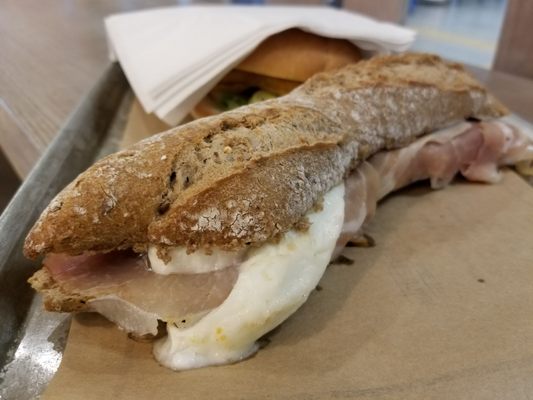 Semplicemente Roma - Fiumicino Aeroporto Arrivi by null