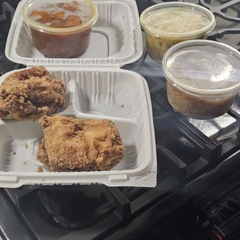 Hard Knox Cafe - Two piece chicken with sides - Soul Food Near Me - San Francisco, California Hard Knox Cafe - Two piece chicken with sides - Soul Food Near Me - San Francisco, California